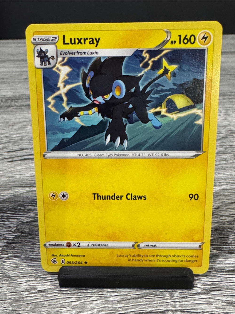 Pokémon | Fusion Strike #093/264: Luxray (2021) - Collectible Trading Card